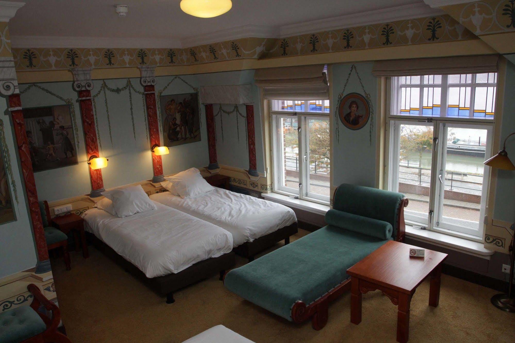 Hotel Courage ネイメーヘン エクステリア 写真